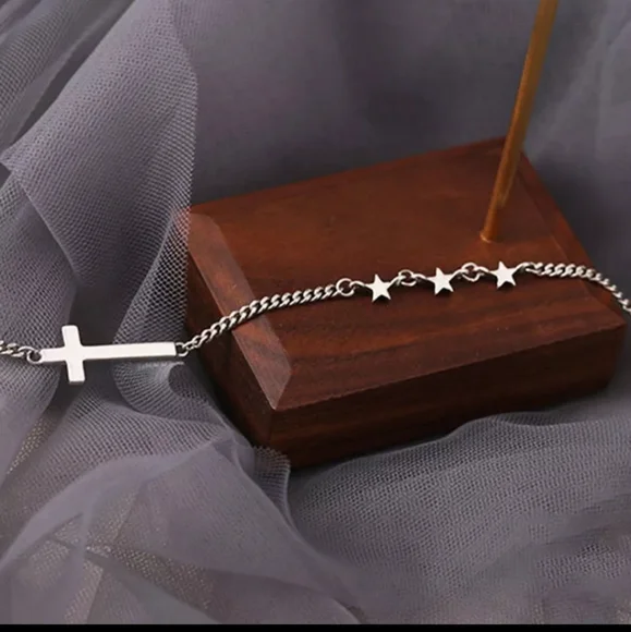 Silver Necklace STAMPED 925. Price Dropped And Firm - Picture 4 of 5